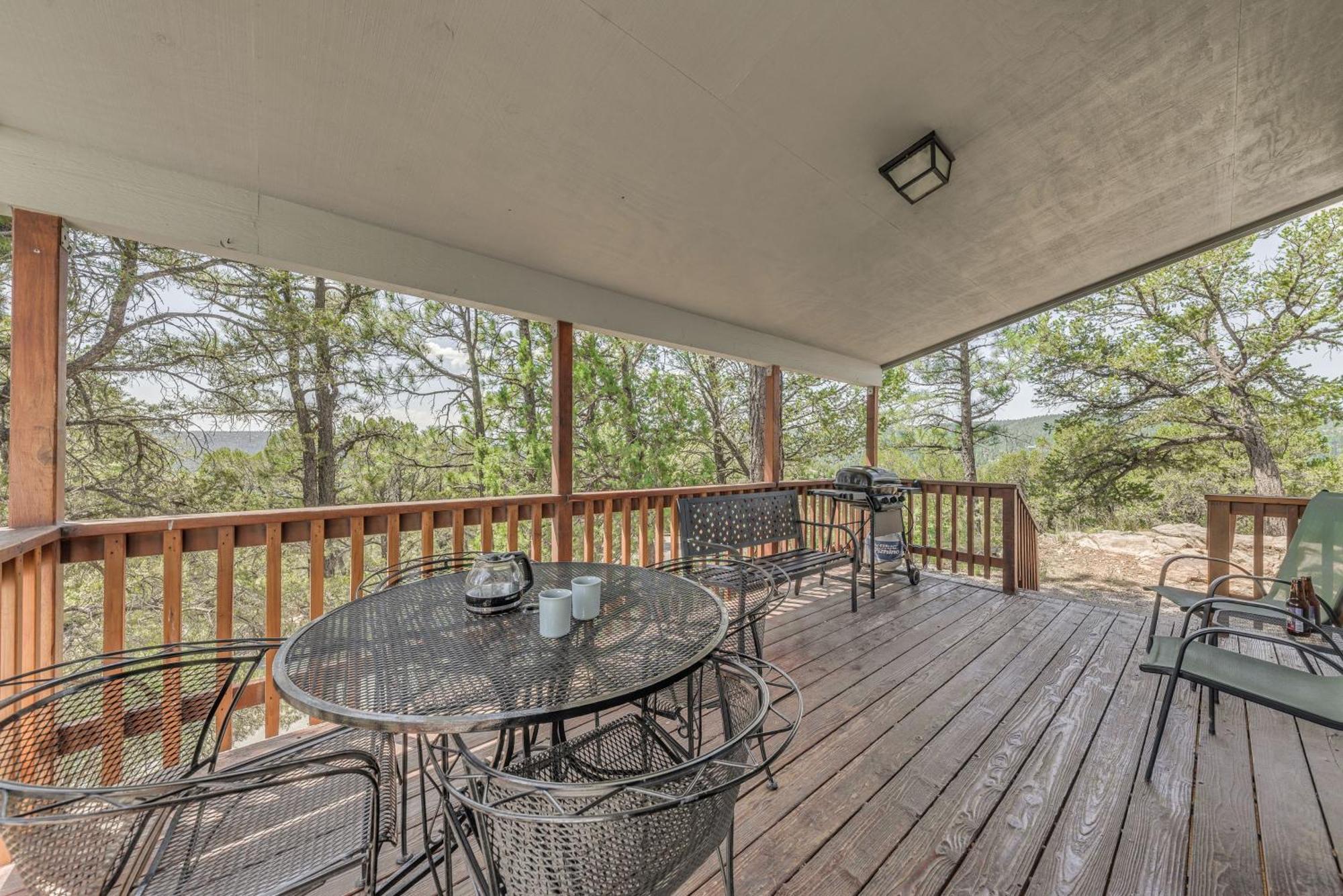 Hillside Haven With Deck Less Than 2 Miles To Dwtn Ruidoso! Exterior photo